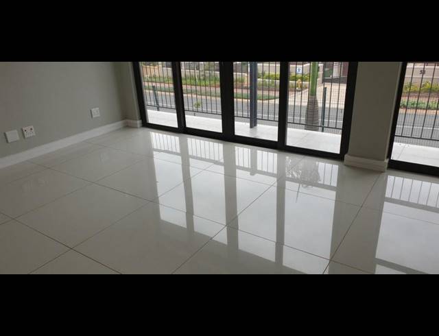 4 BEDROOM TOWNHOUSE FOR SALE IN IZINGA ESTATE